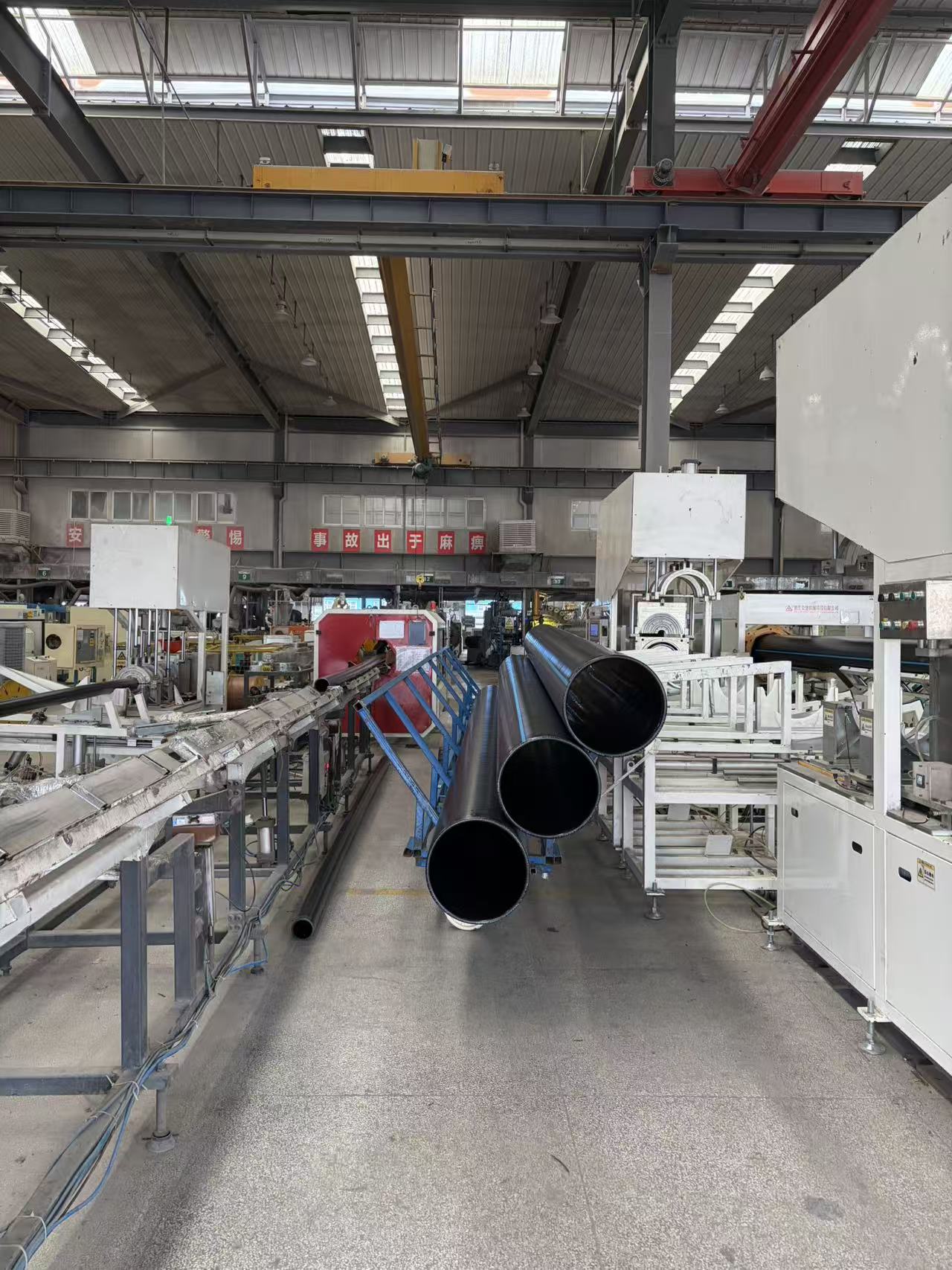 PE pipe production line